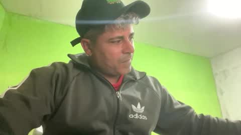 Snapshot of 9vinhocamshow chatting on September 11, 6:02 am 9vinhocamshow online show from September 11, 6:02 am