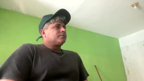 Snapshot of 9vinhocamshow chatting on September 12, 11:32 am 9vinhocamshow online show from September 12, 11:32 am