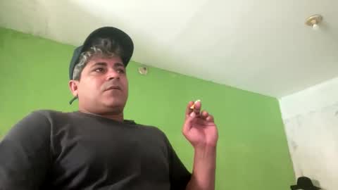 Snapshot of 9vinhocamshow chatting on October 3, 10:56 am 9vinhocamshow online show from October 3, 10:56 am