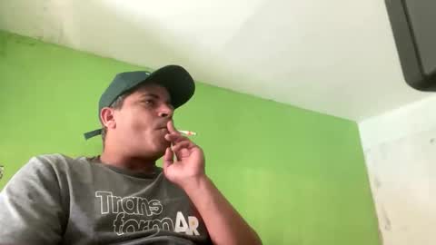 Snapshot of 9vinhocamshow chatting on October 6, 4:59 pm 9vinhocamshow online show from October 6, 4:59 pm