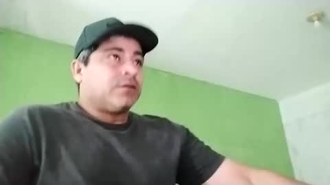 Snapshot of 9vinhocamshow chatting on October 19, 10:05 am 9vinhocamshow online show from October 19, 10:05 am