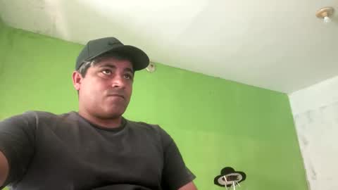 Snapshot of 9vinhocamshow chatting on October 22, 11:43 am 9vinhocamshow online show from October 22, 11:43 am