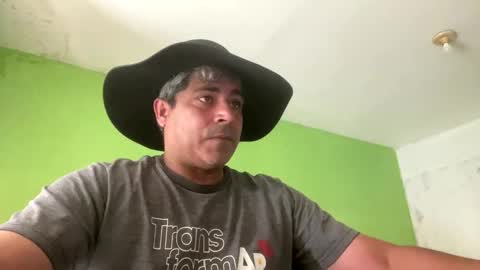 Snapshot of 9vinhocamshow chatting on October 23, 11:20 am 9vinhocamshow online show from October 23, 11:20 am