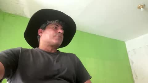 Snapshot of 9vinhocamshow chatting on October 24, 10:55 am 9vinhocamshow online show from October 24, 10:55 am