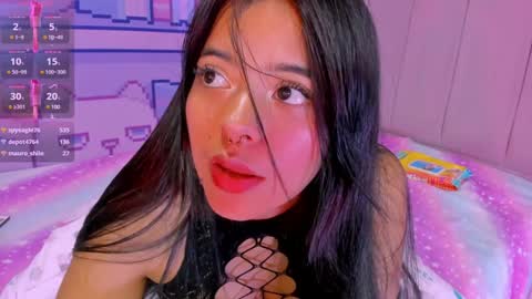 Alice  online show from December 18, 8:42 am