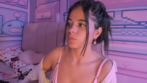 Alice  online show from February 9, 2:06 am