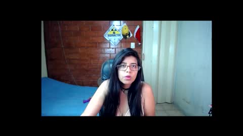 Snapshot of _1cinnamon_girl_ chatting on November 9, 4:16 pm Akane online show from November 9, 4:16 pm