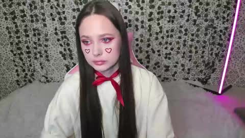 Snapshot of _52_ chatting on February 14, 4:52 pm EMILY AND MARCUS online show from February 14, 4:52 pm