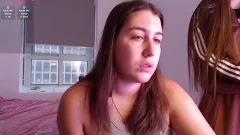 EMILY AND  MARCUS online show from February 11, 10:42 am