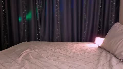 Willow online show from April 21, 1:42 am