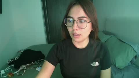 Snapshot of _abbyyyy_ chatting on February 19, 6:10 pm abby 3 online show from February 19, 6:10 pm