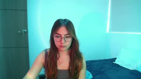 Snapshot of _abbyyyy_ chatting on October 1, 3:18 pm abby 3 online show from October 1, 3:18 pm