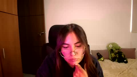 Snapshot of _abbyyyy_ chatting on July 9, 9:52 pm abby 3 online show from July 9, 9:52 pm