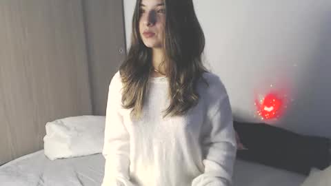 _abrill_20 online show from March 12, 6:58 pm