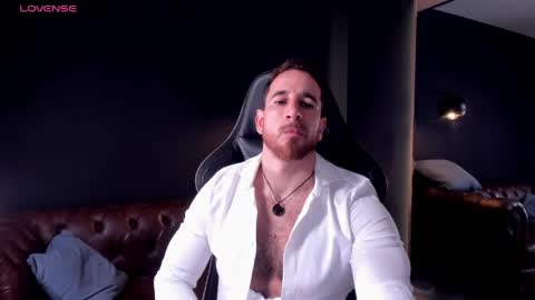 _adamcoper_ online show from April 22, 11:06 pm