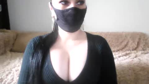 Snapshot of _adela_c chatting on May 10, 2:44 pm Adela online show from May 10, 2:44 pm