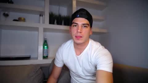 Snapshot of _aesthetic chatting on February 4, 6:14 pm _aesthetic online show from February 4, 6:14 pm