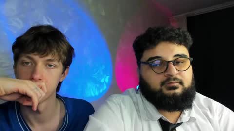 Alan online show from January 4, 9:09 pm