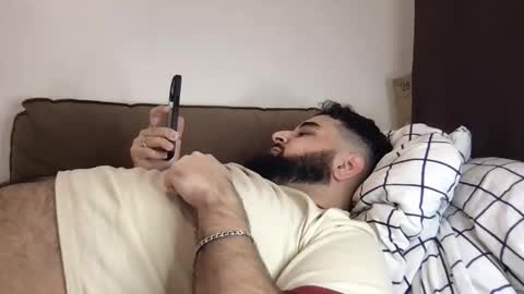 Alan online show from December 3, 5:55 pm