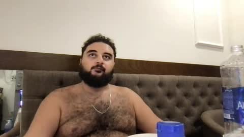 Snapshot of _alan_bear_ chatting on April 16, 7:36 pm Alan online show from April 16, 7:36 pm
