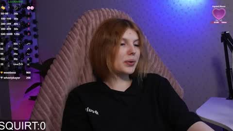 Snapshot of _aleksa chatting on February 1, 9:00 am Alexa online show from February 1, 9:00 am