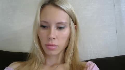 Snapshot of _alex1819 chatting on September 26, 7:23 am _alex1819 online show from September 26, 7:23 am