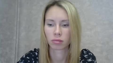 Snapshot of _alex1819 chatting on October 30, 7:21 am _alex1819 online show from October 30, 7:21 am