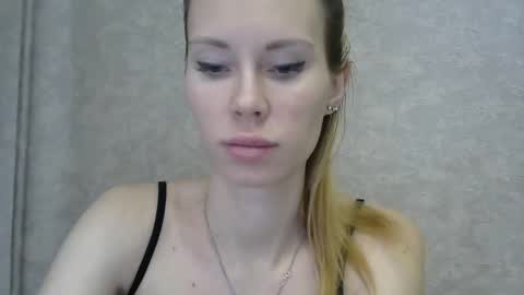 _alex1819 online show from February 5, 8:30 am