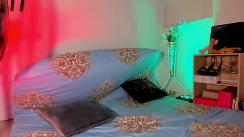  Alexa14 online show from April 22, 7:04 pm