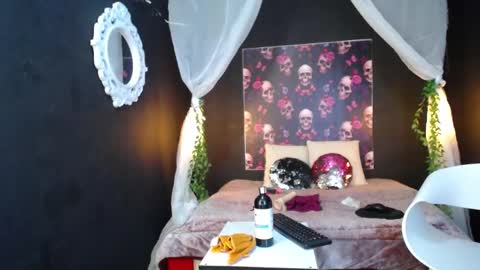 Alhanna online show from December 13, 12:09 am