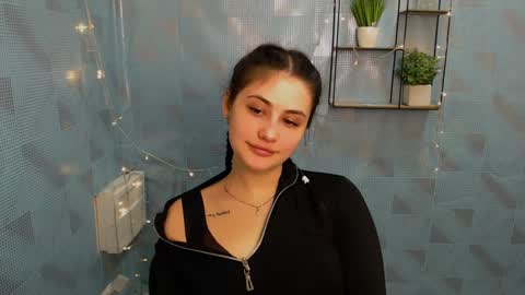 Alice online show from January 24, 1:36 pm