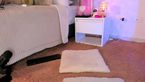 Snapshot of _alissonrose chatting on October 24, 11:01 pm Karo online show from October 24, 11:01 pm