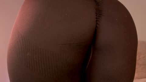 Snapshot of _alissonrose chatting on June 8, 10:54 pm Karo online show from June 8, 10:54 pm