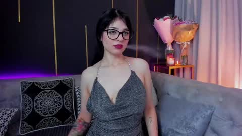 Alison online show from February 1, 1:44 am