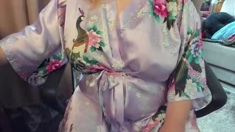 lisa online show from April 19, 8:13 am