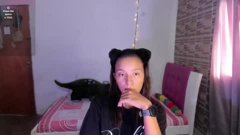 AMELIA  online show from February 5, 7:29 pm