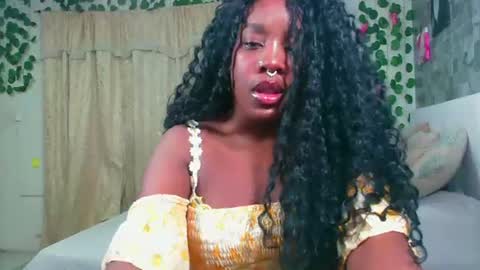 Snapshot of _amy_rojas_ chatting on July 11, 4:15 am ask me online show from July 11, 4:15 am