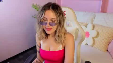 _amymoore online show from June 24, 1:26 am