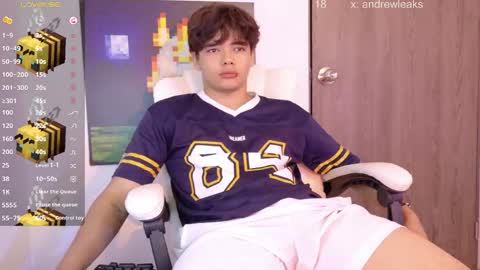 _an_drew18 online show from June 6, 2:55 pm