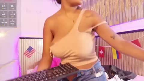 Snapshot of _anais_rose_ chatting on July 21, 7:27 pm ANAIS online show from July 21, 7:27 pm