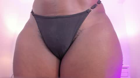 Analy  online show from October 26, 9:04 am