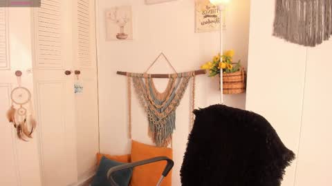 Snapshot of _anaruiz chatting on November 18, 9:19 pm Ana Ruiz online show from November 18, 9:19 pm