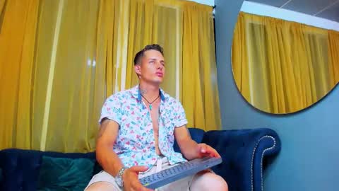 Angel Rivera online show from February 17, 1:35 am