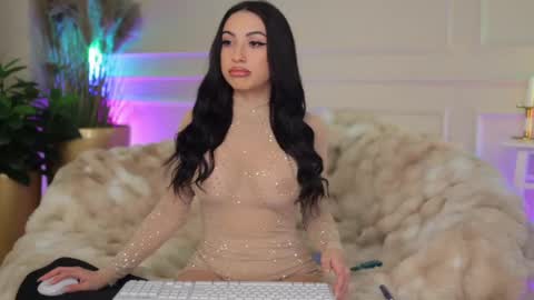 Anna online show from April 22, 7:26 pm