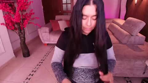 Ana online show from May 30, 7:11 pm