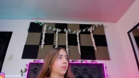 Annie Andrick online show from June 1, 9:11 am