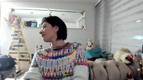 antonia online show from December 21, 3:25 am