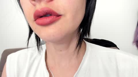 antonia online show from January 22, 9:57 am