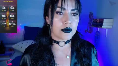Snapshot of _any_ducan_ chatting on April 21, 3:13 am Angie online show from April 21, 3:13 am
