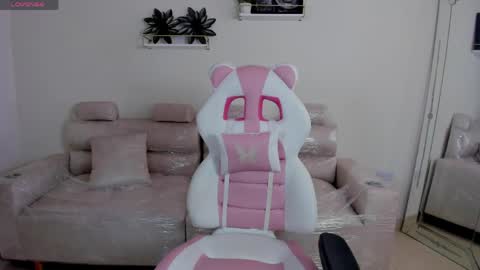    online show from April 23, 12:26 pm